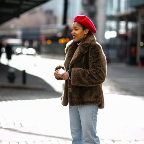 Brand New Classic Red Wool 100% Beret Hat, OS - Picture 10 of 12